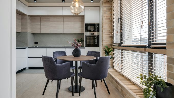 Houten jaloezieen Cyber monday Paxraamdecoratie