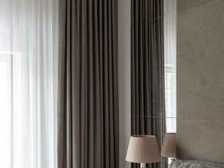 Raamdecoratie die privacy biedt bij ramen op straatniveau - Pax raamdecoratie