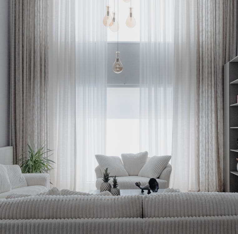 Minimalistische raamdecoratie