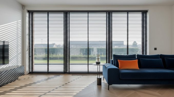 Aluminium jaloezieën op maat: De complete gids voor 2026