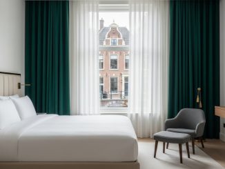 Welke raamdecoratie past het best bij een hotel chique interieur?